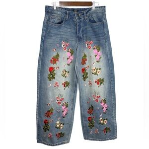NWT Boohoo MAN Floral Embroidered Wide Leg Baggie Jeans Sz 30